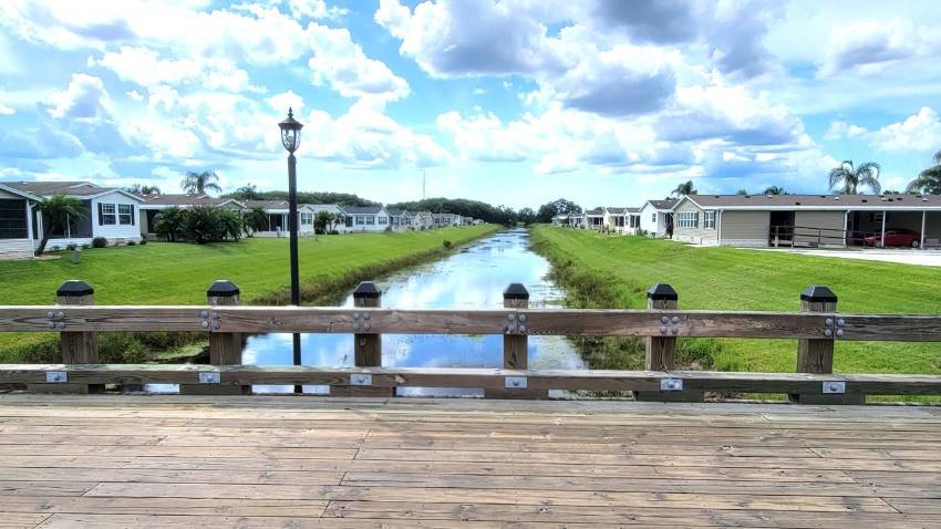 312 Siberian Cypress Circle a Winter Haven, FL Mobile or Manufactured Home for Sale